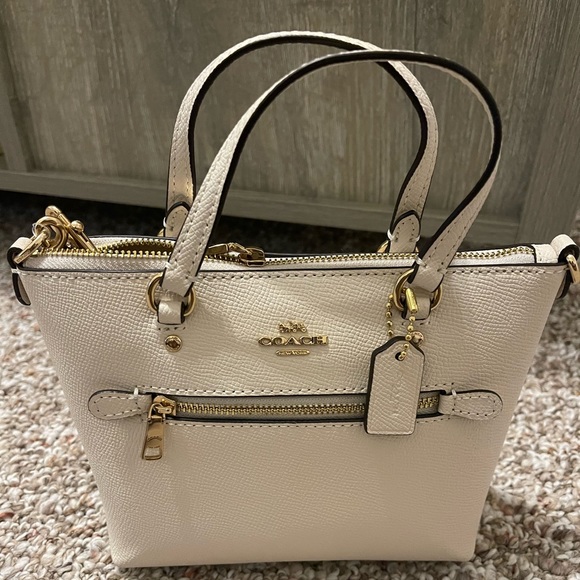 Coach Handbags - Coach Mini purse